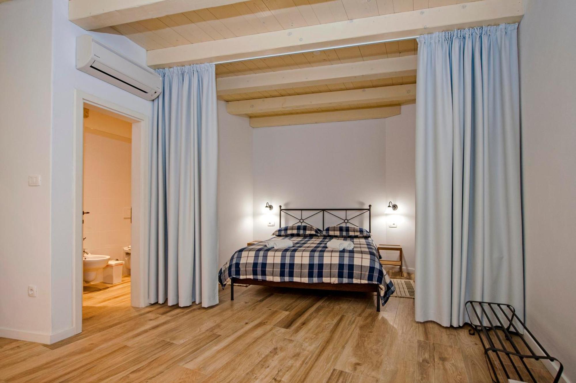 Apartments Tizi โรวีน ภายนอก รูปภาพ